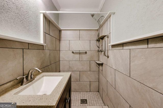 195 Arbor View Drive, Athens, GA 30605