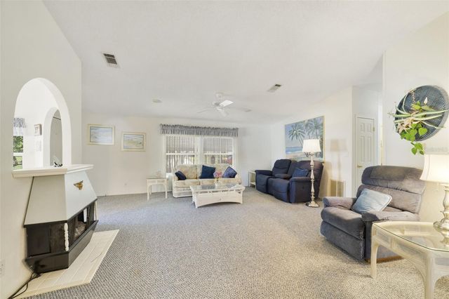 3952 N CITRUS CIRCLE 688, Zellwood, FL 32798