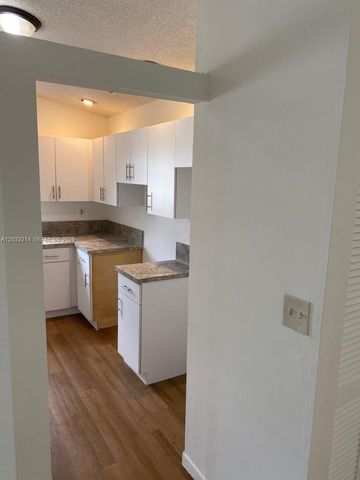 9761 W Heather Lane, Miramar, FL 33025