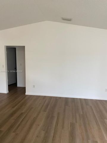 9761 W Heather Lane, Miramar, FL 33025