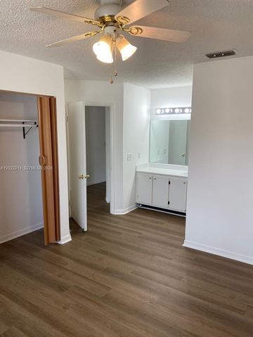 9761 W Heather Lane, Miramar, FL 33025