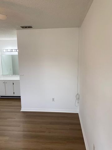 9761 W Heather Lane, Miramar, FL 33025