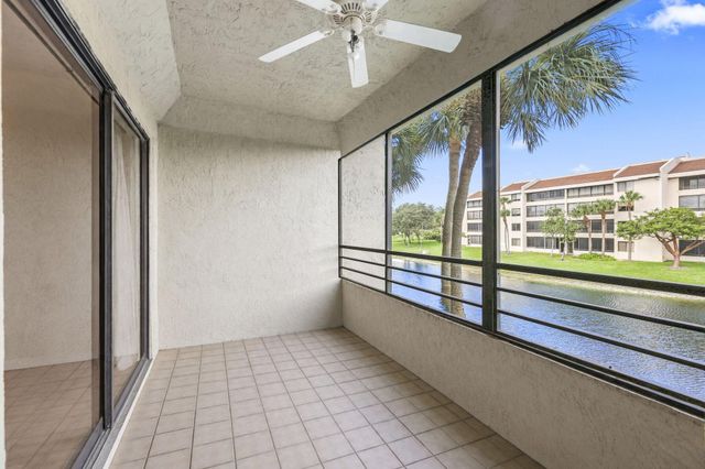 7535 La Paz Boulevard 209, Boca Raton, FL 33433