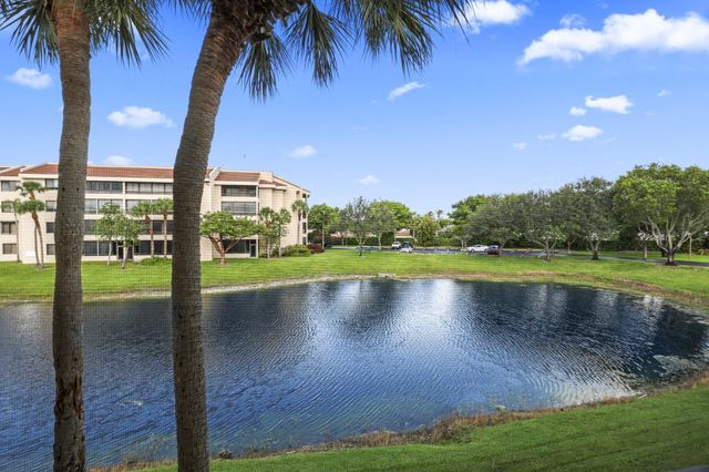 7535 La Paz Boulevard 209, Boca Raton, FL 33433