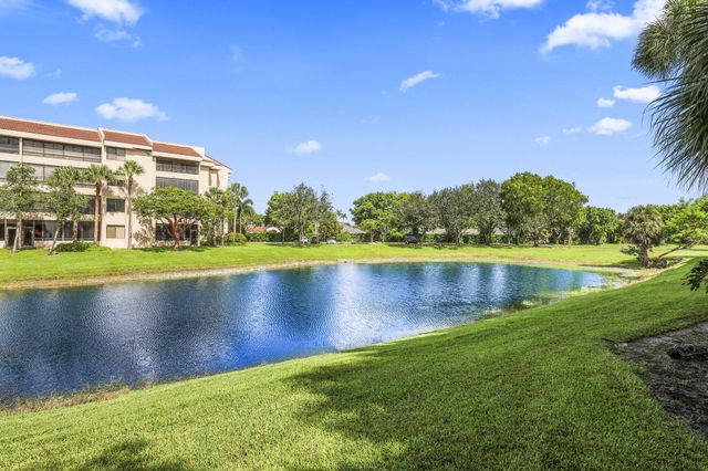 7535 La Paz Boulevard 209, Boca Raton, FL 33433