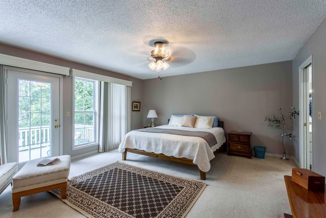 28 N Lakeshore Drive, Cherokee Village, AR 72529