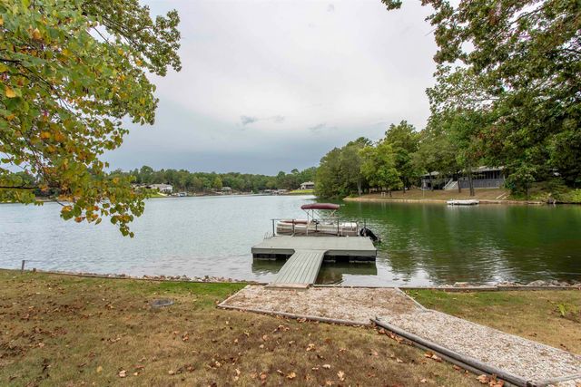 28 N Lakeshore Drive, Cherokee Village, AR 72529