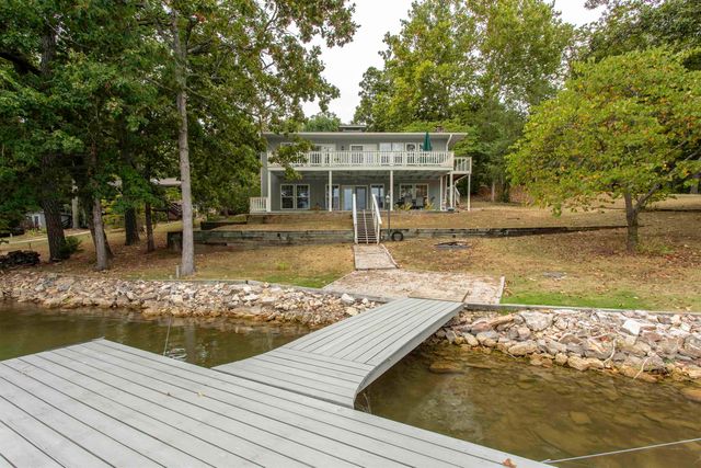 28 N Lakeshore Drive, Cherokee Village, AR 72529