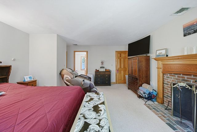 259 Cherry St, Bridgewater, MA 02324