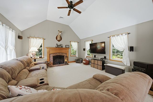 259 Cherry St, Bridgewater, MA 02324