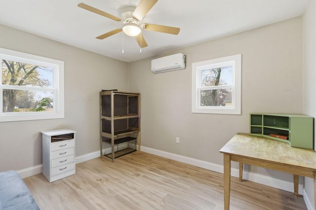 211 N Rechow Avenue, Bolivar, MO 65613