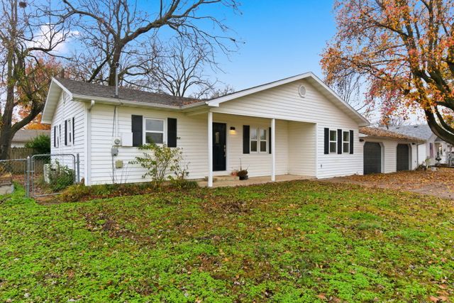 211 N Rechow Avenue, Bolivar, MO 65613