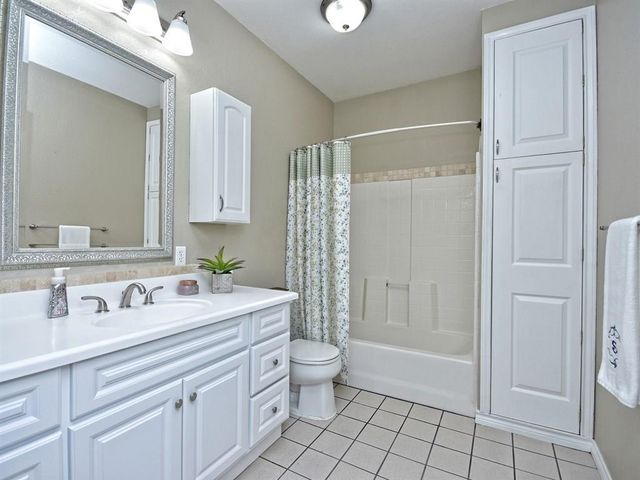 600 Grand Prairie CIR, Dripping Springs, TX 78620