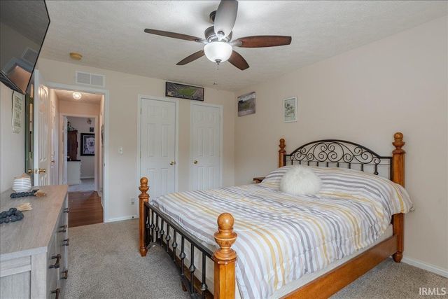 9626 Clippinger Road, Evansville, IN 47725
