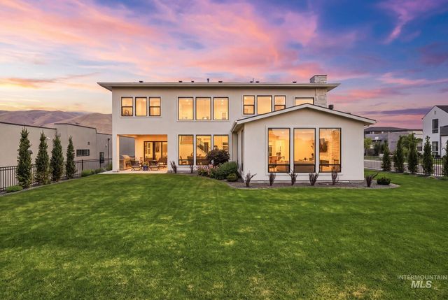 2549 S Grebe Ave, Boise, ID 83716