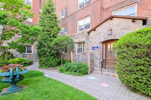 151 Centre Avenue 5C, New Rochelle, NY 10805