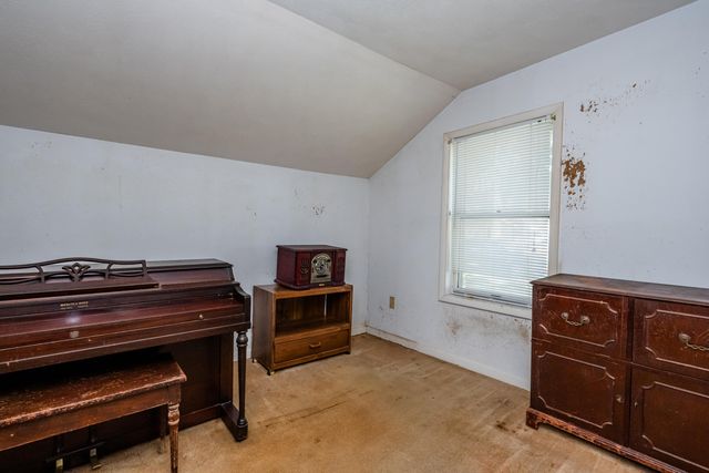 317 S Harrison Street, Berrien Springs Vllg, MI 49103