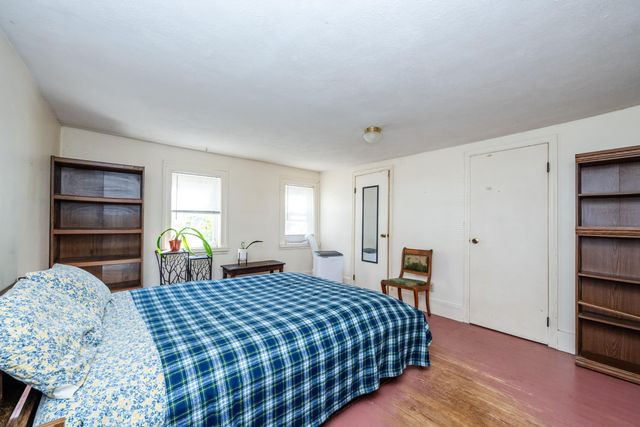 317 S Harrison Street, Berrien Springs Vllg, MI 49103