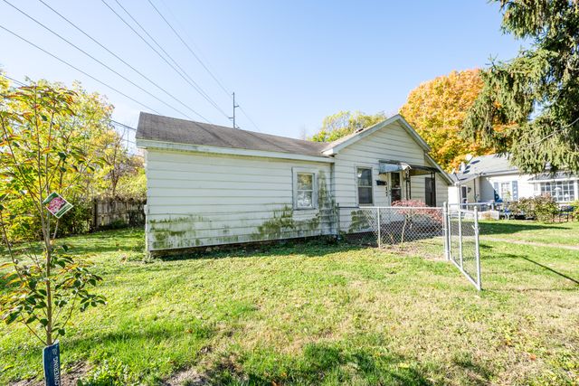 317 S Harrison Street, Berrien Springs Vllg, MI 49103