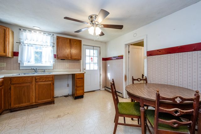 317 S Harrison Street, Berrien Springs Vllg, MI 49103