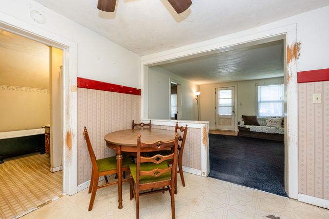 317 S Harrison Street, Berrien Springs Vllg, MI 49103