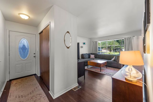 0N100 Beverly Street, Wheaton, IL 60187