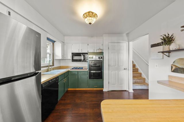 0N100 Beverly Street, Wheaton, IL 60187