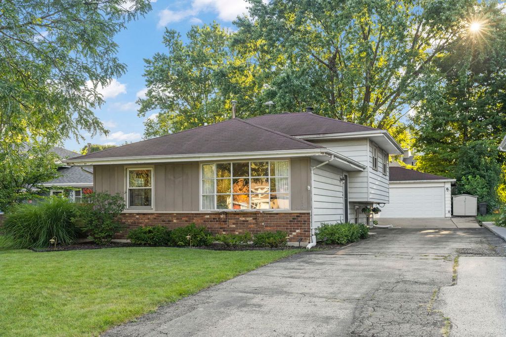 0N100 Beverly Street, Wheaton, IL 60187