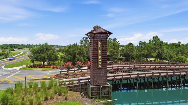32825 PEZ LANDING LANE, Wesley Chapel, FL 33543