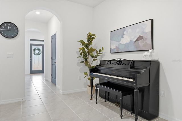 32825 PEZ LANDING LANE, Wesley Chapel, FL 33543
