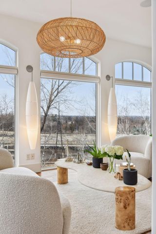 1620 Kenwood Parkway, Minneapolis, MN 55405
