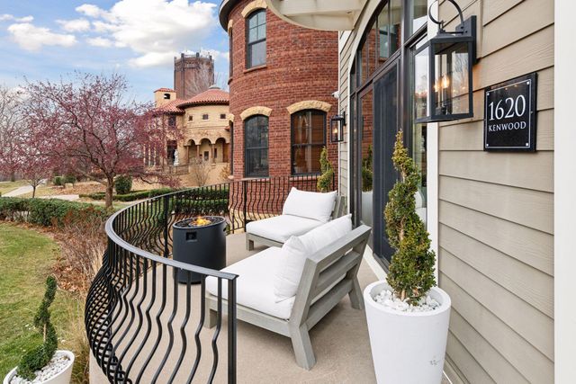 1620 Kenwood Parkway, Minneapolis, MN 55405