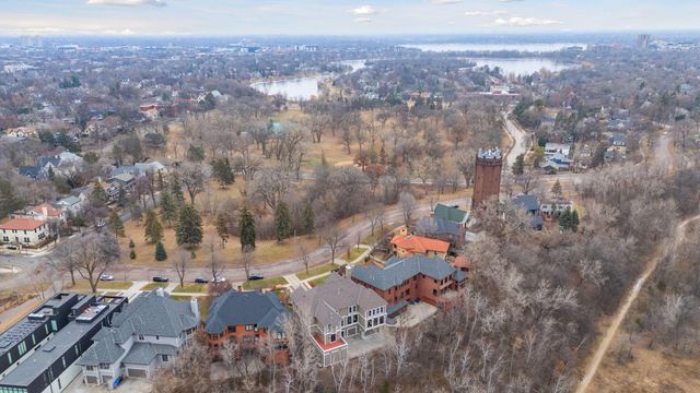 1620 Kenwood Parkway, Minneapolis, MN 55405