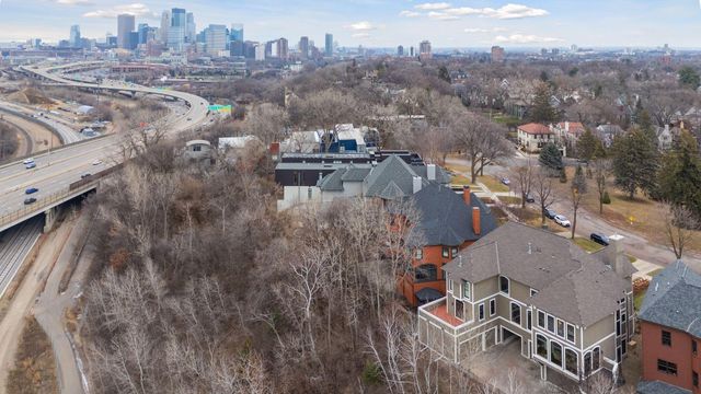 1620 Kenwood Parkway, Minneapolis, MN 55405
