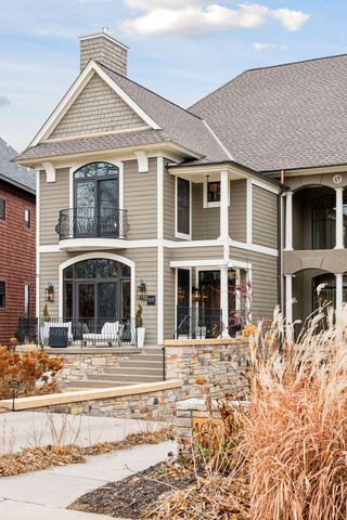1620 Kenwood Parkway, Minneapolis, MN 55405