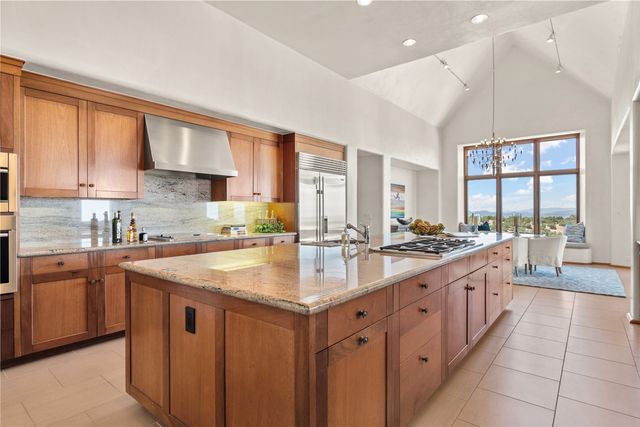 411 Tano Road, Santa Fe, NM 87506