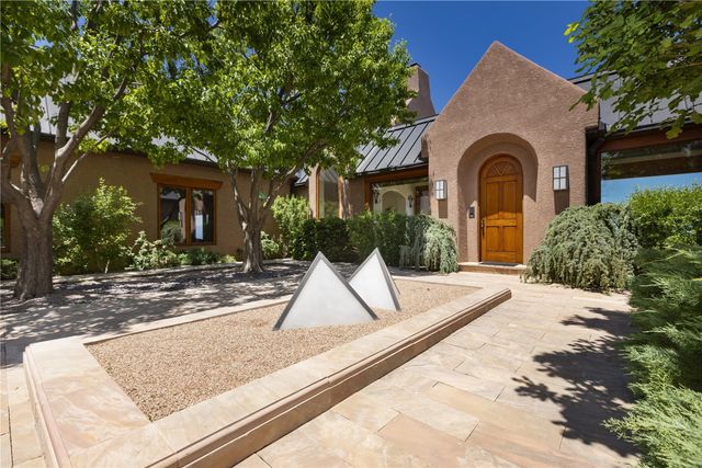 411 Tano Road, Santa Fe, NM 87506