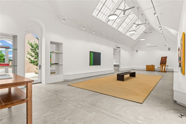 411 Tano Road, Santa Fe, NM 87506