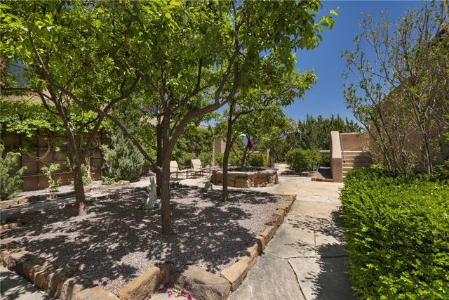 411 Tano Road, Santa Fe, NM 87506