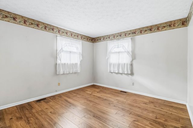 3608 Millersburg Ruddles Mill Road, Paris, KY 40361