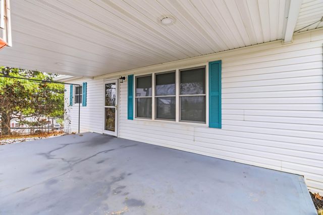 3608 Millersburg Ruddles Mill Road, Paris, KY 40361