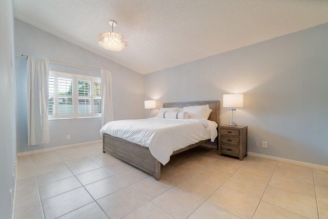 13335 Bedford Mews Court, Wellington, FL 33414