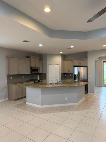 7250 Prudencia Drive, Lake Worth, FL 33463