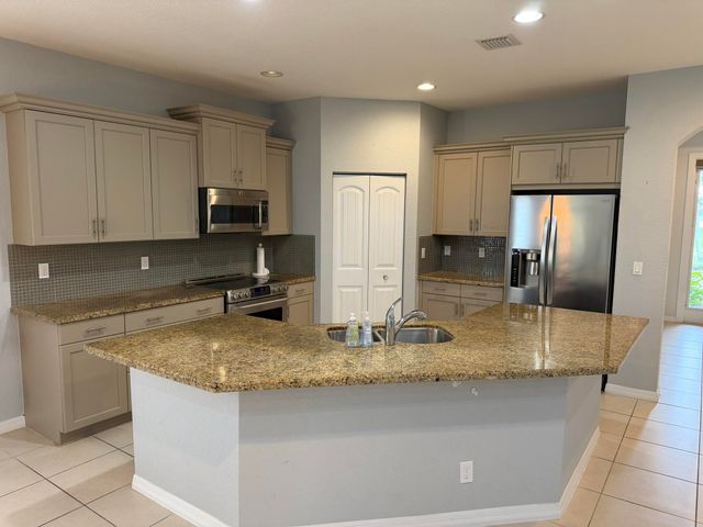 7250 Prudencia Drive, Lake Worth, FL 33463