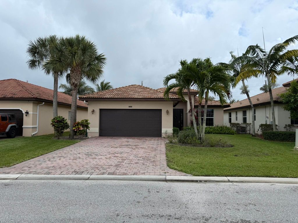 7250 Prudencia Drive, Lake Worth, FL 33463