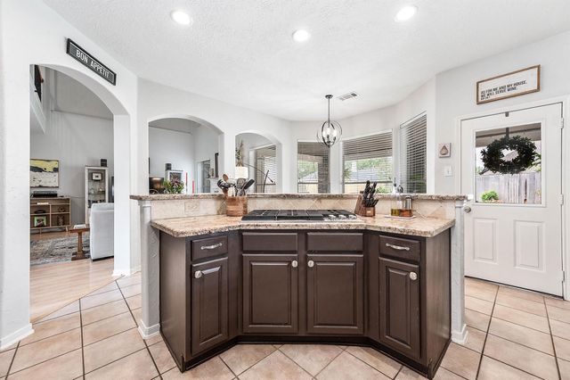 2610 Clay Creek Court, Pearland, TX 77581