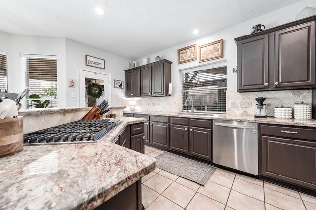 2610 Clay Creek Court, Pearland, TX 77581