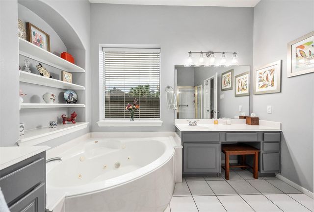2610 Clay Creek Court, Pearland, TX 77581