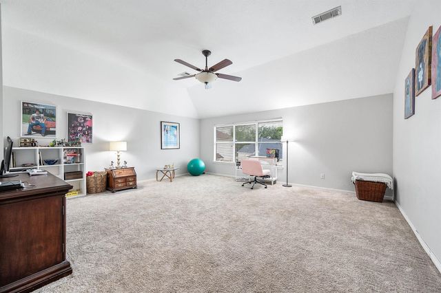 2610 Clay Creek Court, Pearland, TX 77581
