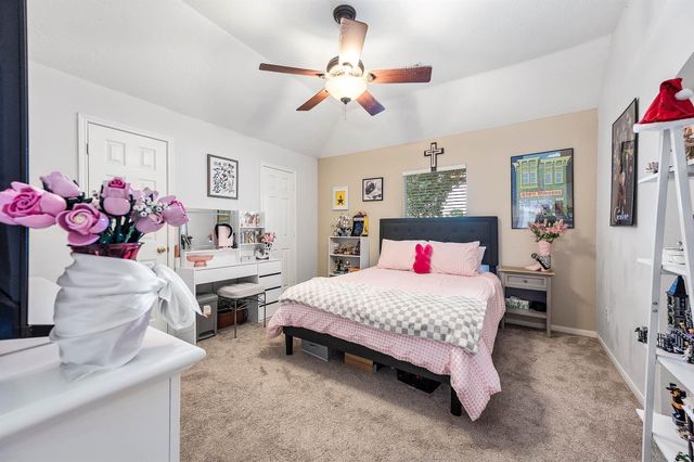 2610 Clay Creek Court, Pearland, TX 77581
